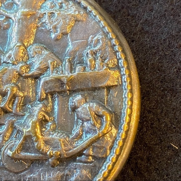 Pewter mirror - Picture 4 of 13